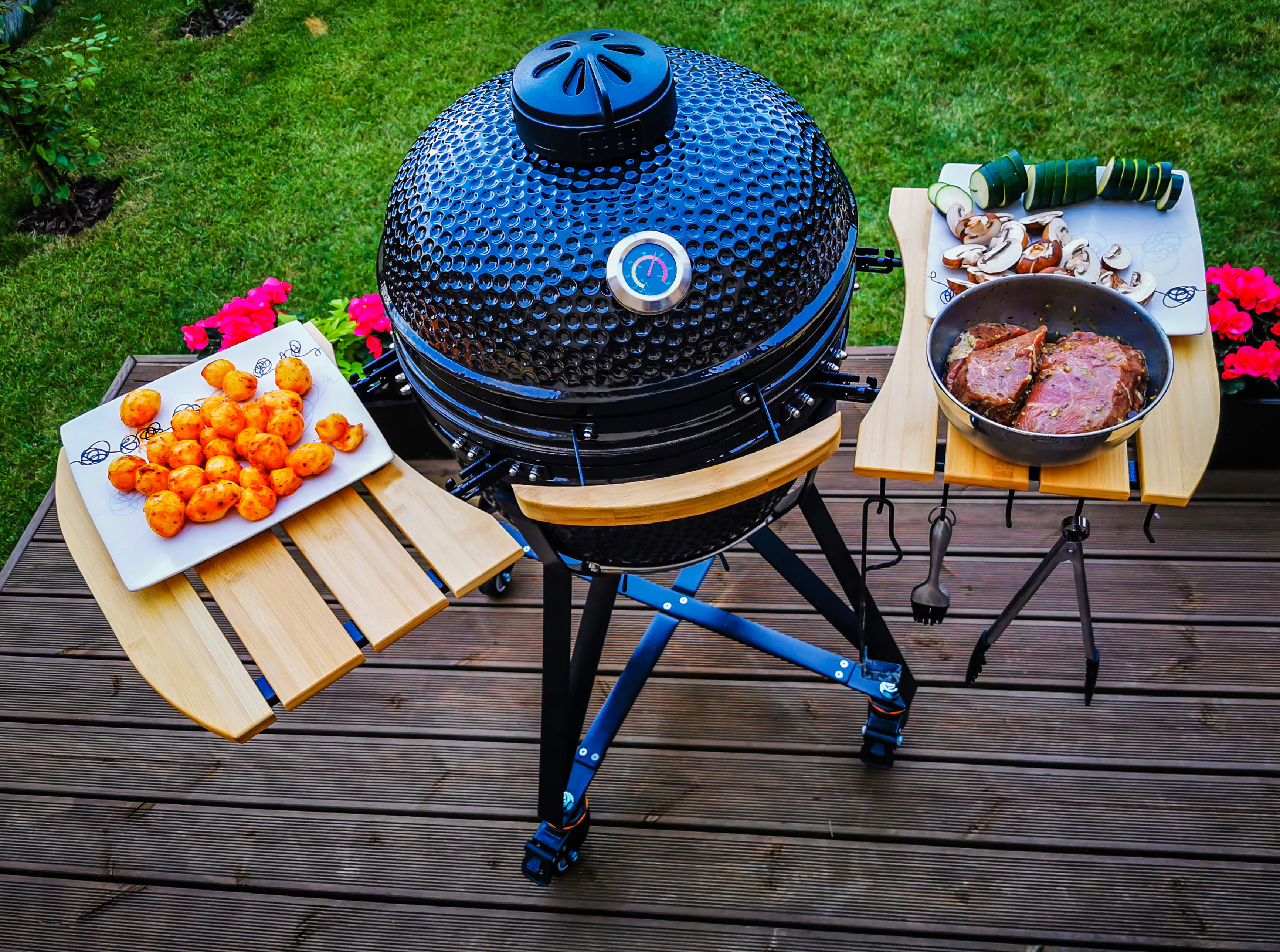 cooking on a Kamado grill