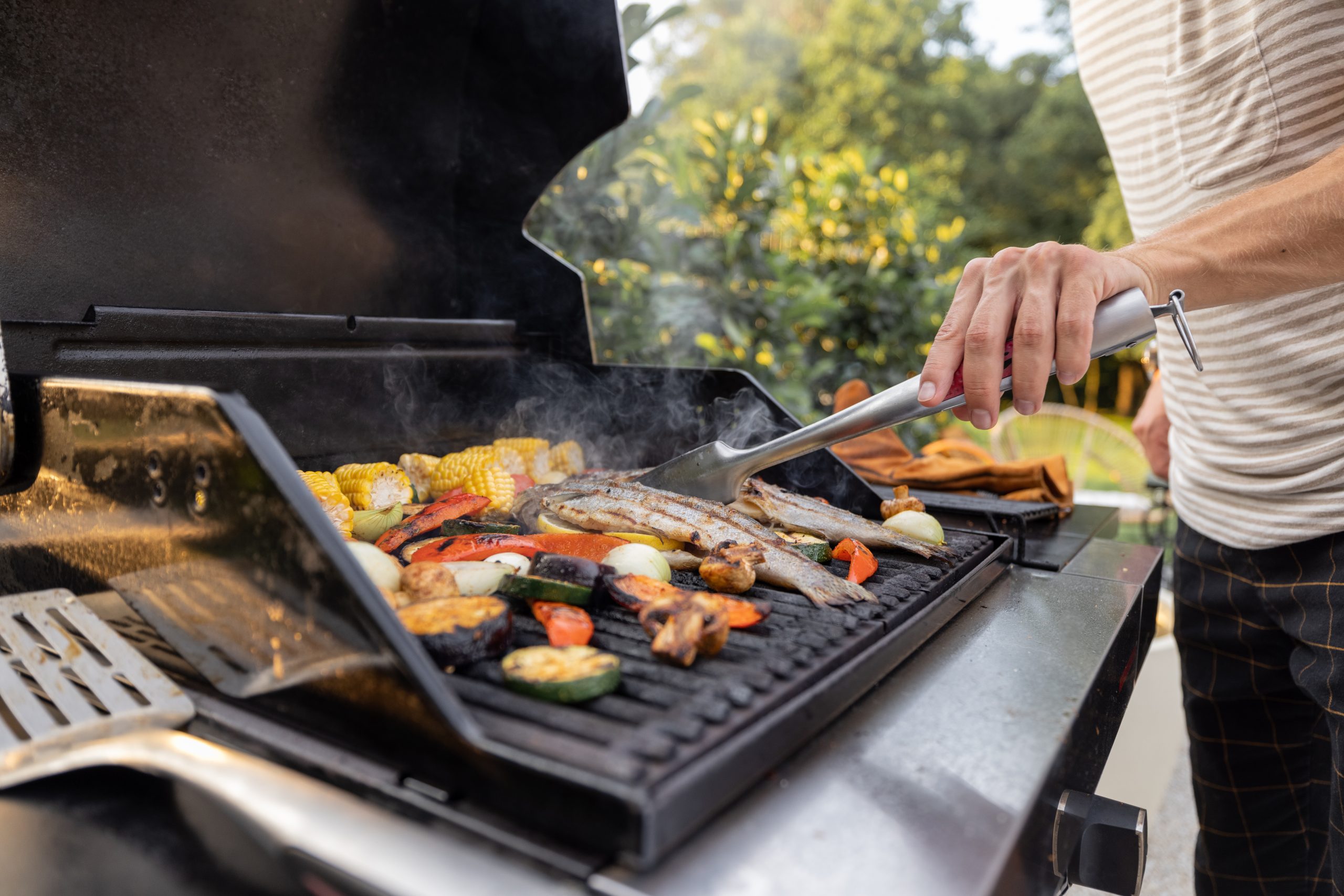 lid-off grilling