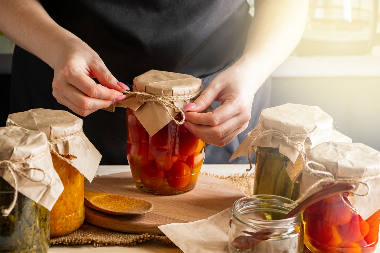 Fermenting, Vegetable, Food, Jar, Canned Food, Canning, Making, Carrot, Sauerkraut, Healthy Eating, Preparing Food, Marinated, Cabbage, Vegetarian Food, Healthy Lifestyle, Lifestyles, Ingredients, Season, Vegan Food, Freshness, Vinegar, Glass-Material, Organic, Pepper-Vegetable, Homemade, Making, Pickle, Pickled, Tomato 