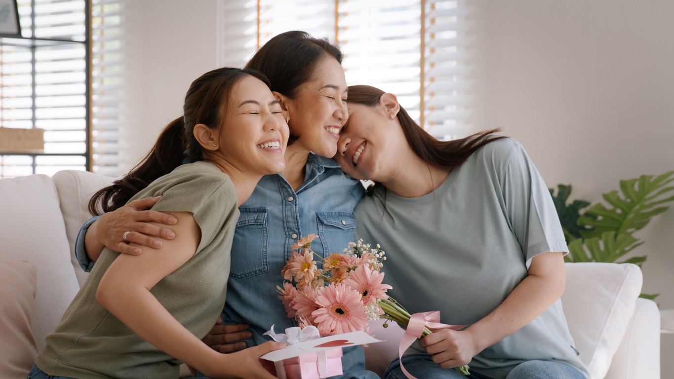 Gift, Family, Giving, Happiness, Healthy Lifestyle, Bonding, Care, Mother, Daughter, Lifestyles, Smiling, Surprise, Wellbeing, Togetherness, Women, Indoors, Joy, Contented Emotion, Love-Emotion, Love-Emotion, Enjoyment, Cheerful, Gratitude