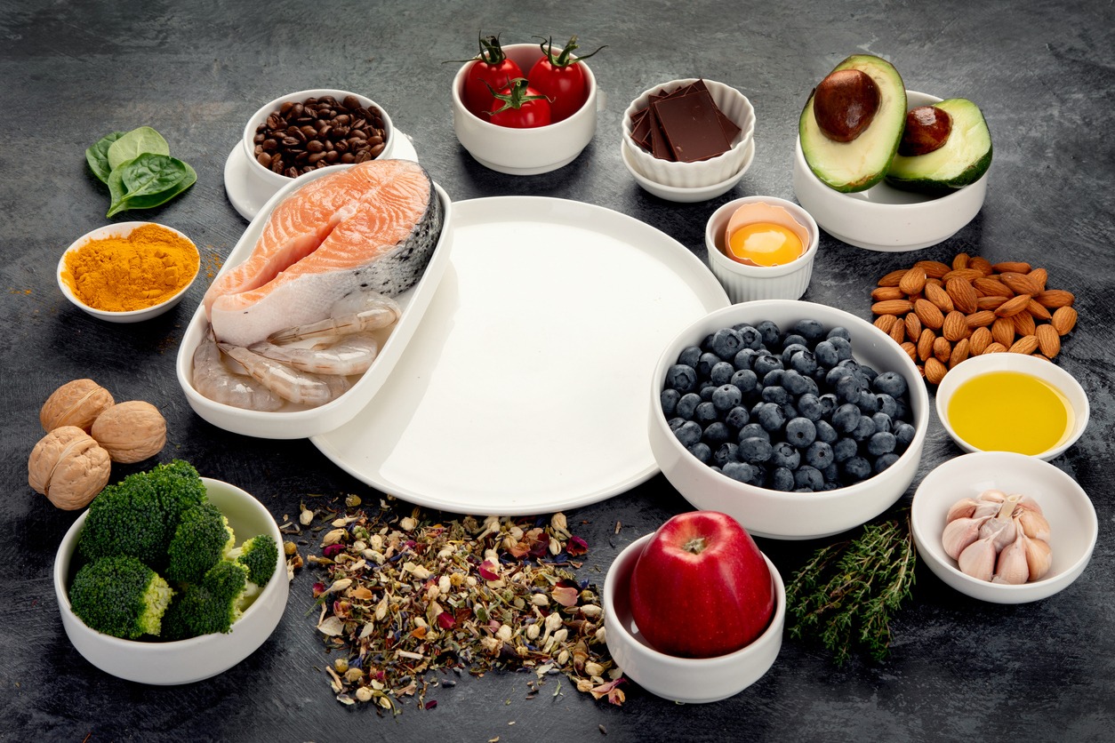 Antioxidant, Balance, Chocolate, Freshness, Concepts, Concentration, Almond, Detox, Egg Yolk, Food, Fish, Healthy Lifestyle, Intelligence, Lifestyles, Meal, Nut-Food, Organic, Vitality, Variation, Protein, Raw Food, Salmon-Seafood, Tomato, Turmeric