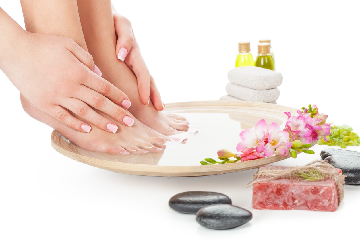 Hand, Fingernail, Spa, Toenail, Beauty, Composition, Femininity, Finger, Flower, Healthy Lifestyle, Human Body Part, Human Finger, Human Hand, Human Leg, Lifestyles, People, Young Adult, Female