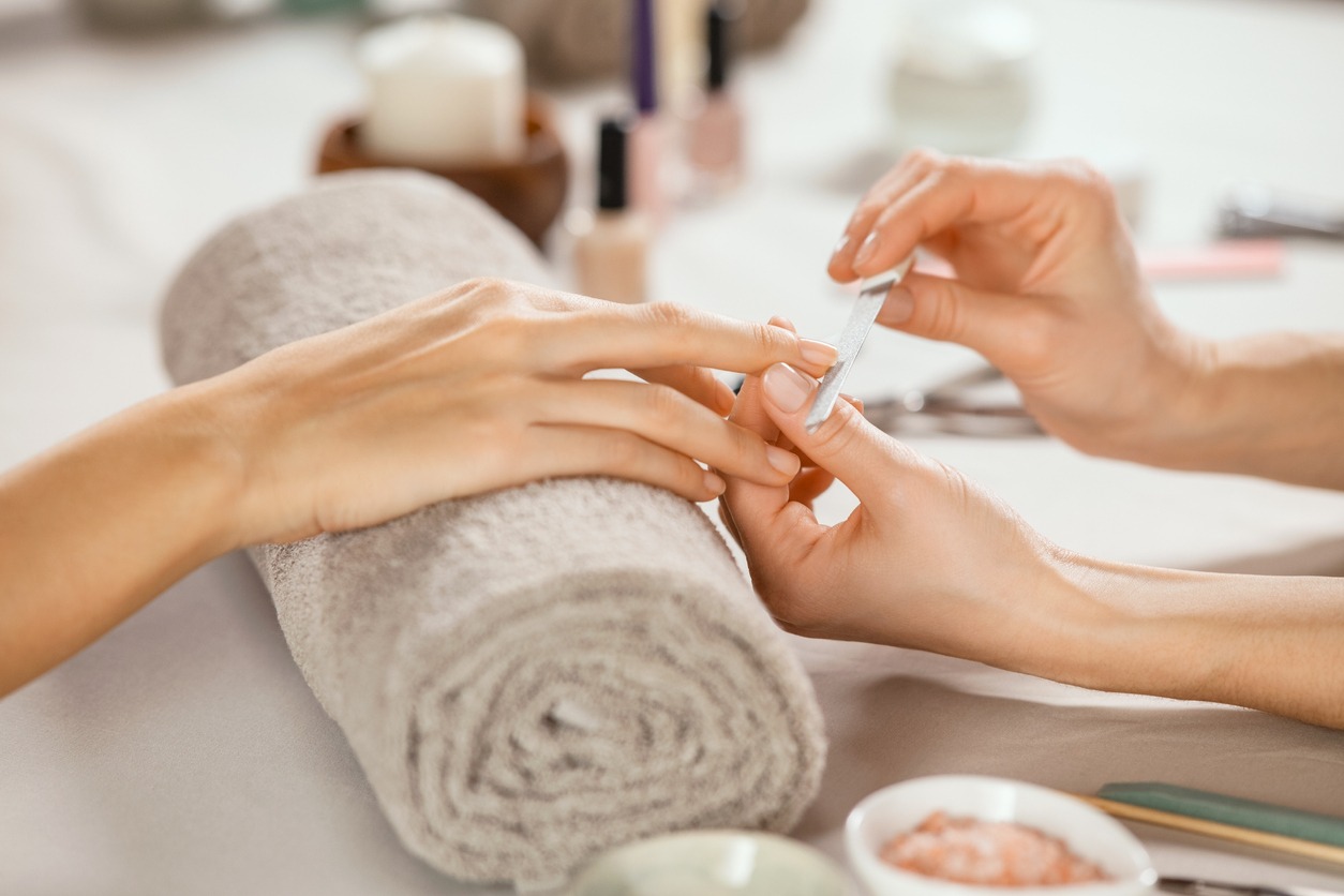 Service, Manicure, Spa, Manicure Set, Nail Polish, Hand, Beautician, Nail Salon, Fingernail, Luxury, Elegance, Nail File, Relaxation, Care, Body Care, Finger, Lifestyles, Healthy Lifestyles, Human Hand, Hygiene, Pampering, Softness, Skin Care, Towel, Skin, Smooth