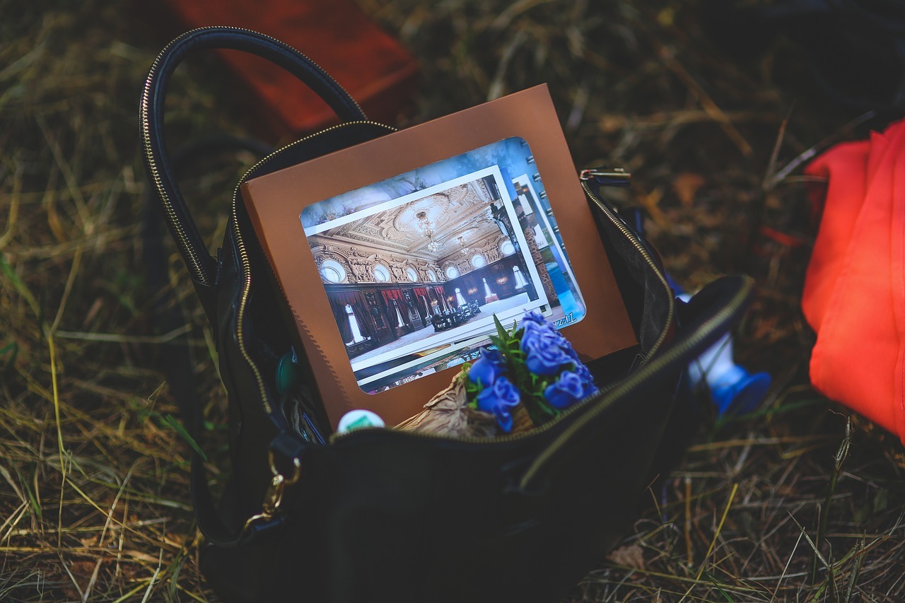handbag-tablet