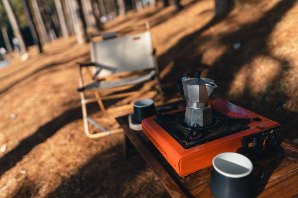 Camping and coffee at Pang Ung in the morning