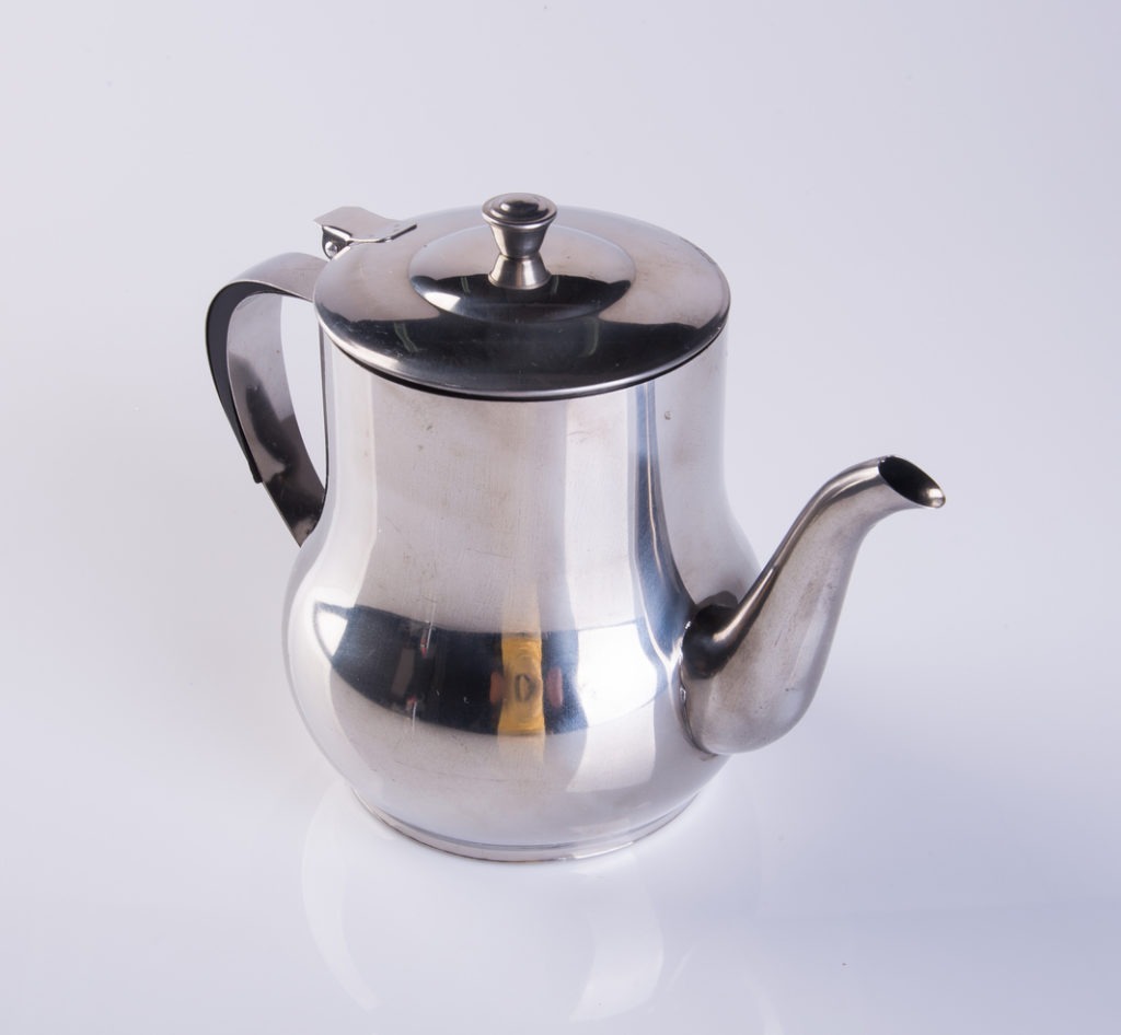 Tea pots or stainless steel tea pots