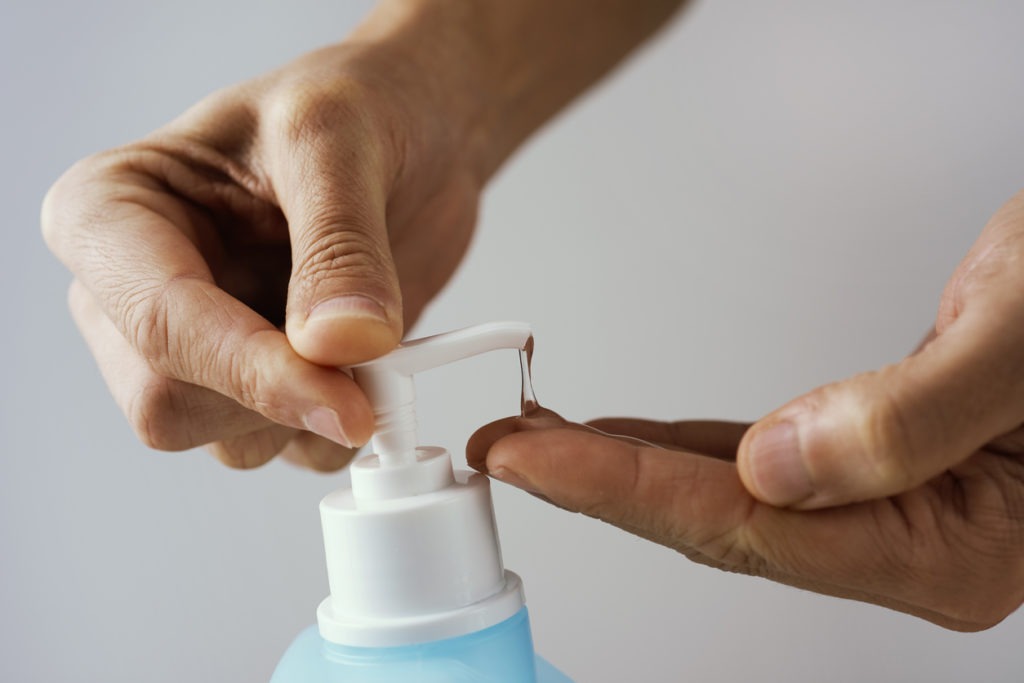 Hand sanitizer, Disinfecting hands with hand sanitizer
