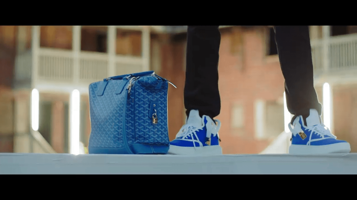 blue-handbag
