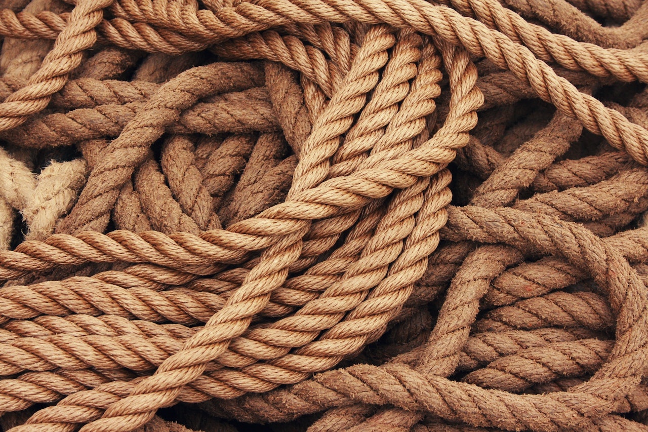 Brown-jute-rope