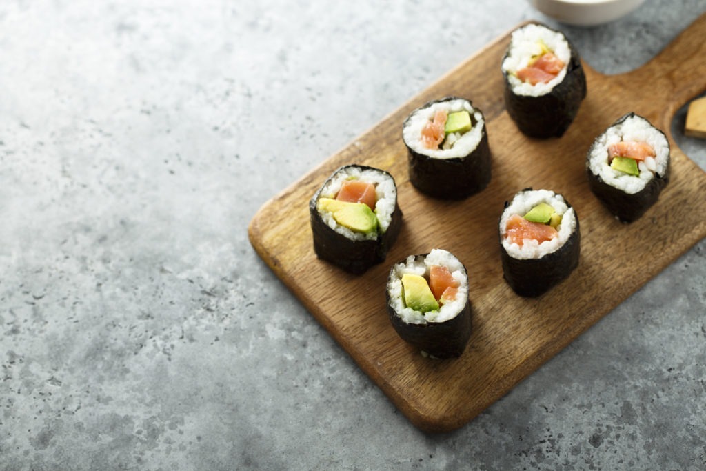 Salmon avocado sushi rolls