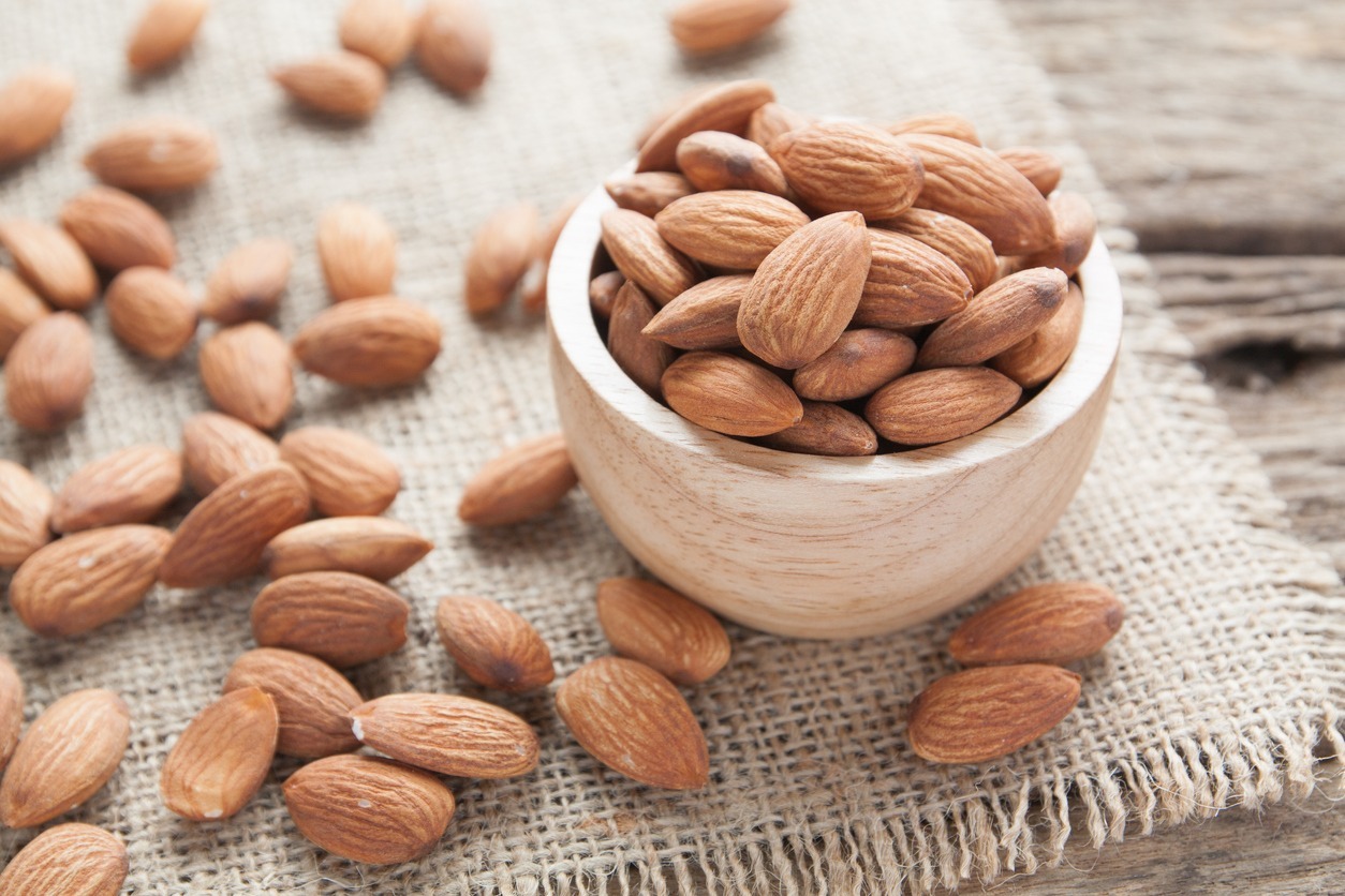 Almonds Raw Superfood from Nature