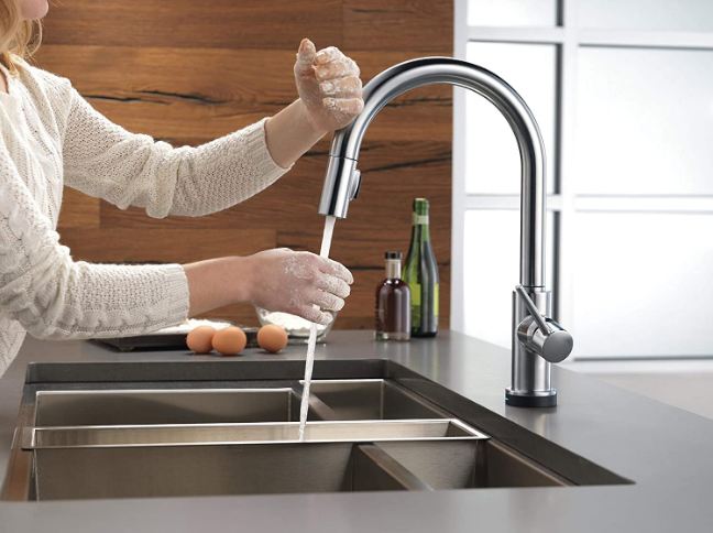 Smart faucet for kitchen