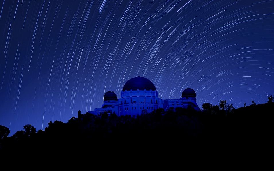 Night photography of Griffith Observatory in Los angeles