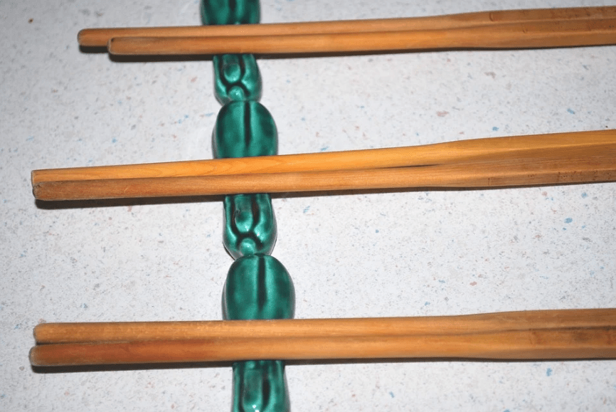 bamboo-chopsticks-chopsticks-holder