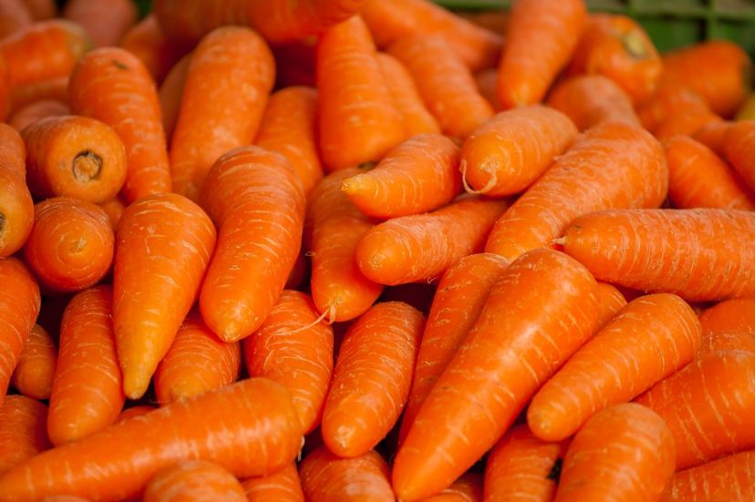 carrots-vegetables-market-food