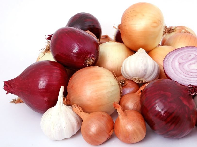 onions-garlic-vegetables