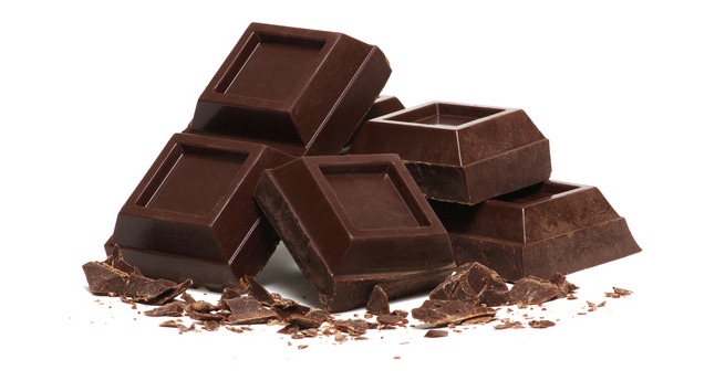 Broken-bar-of-dark-chocolate