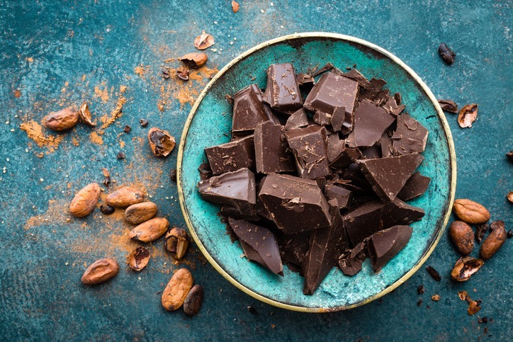 Chocolate.-Dark-bitter-chocolate-chunks