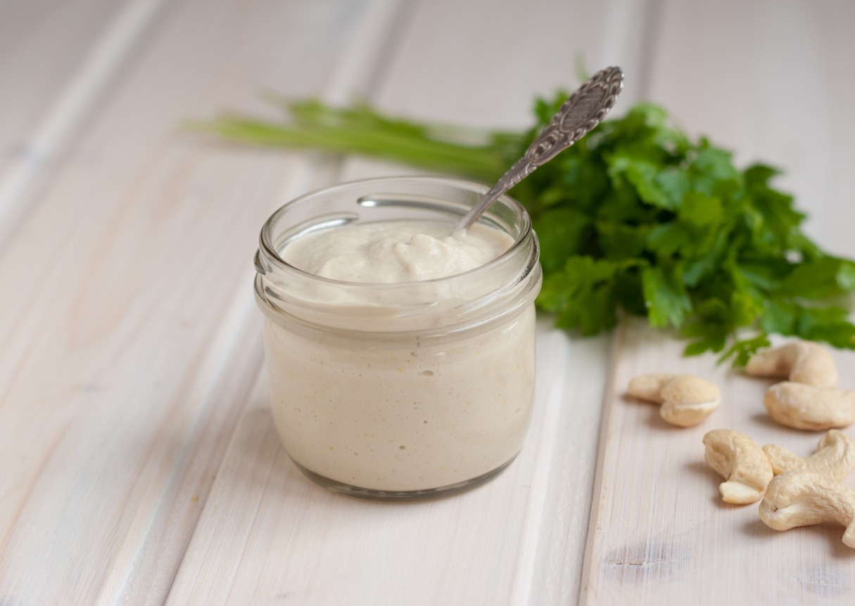 Raw mayonnaise from cashew