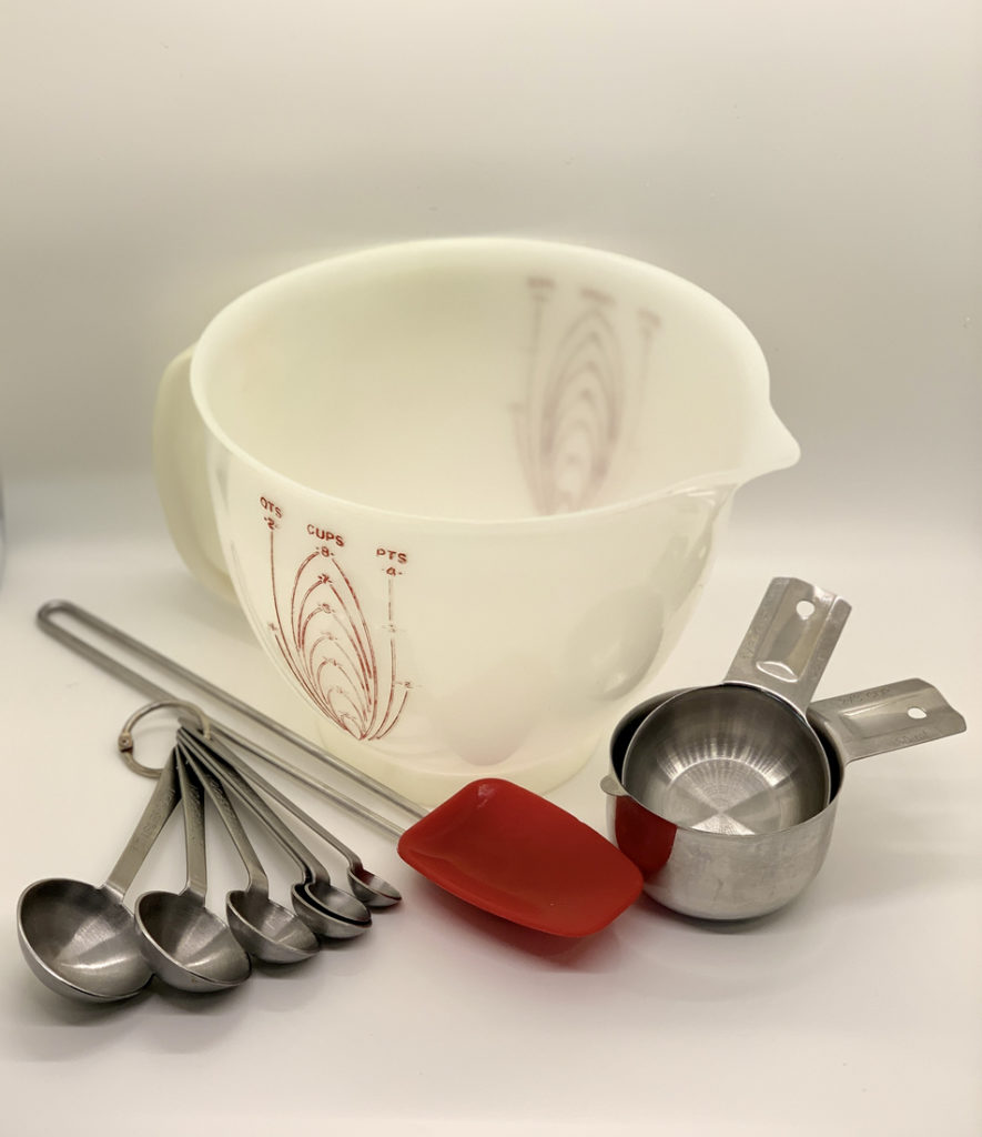 kitchen-baking-utensils