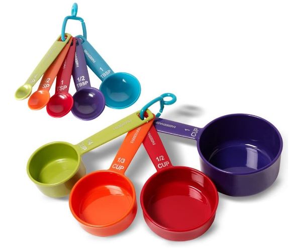 multicolored-plastic-measuring-cups-and-spoons