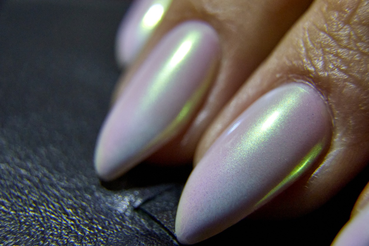 nails with pearl nail polish