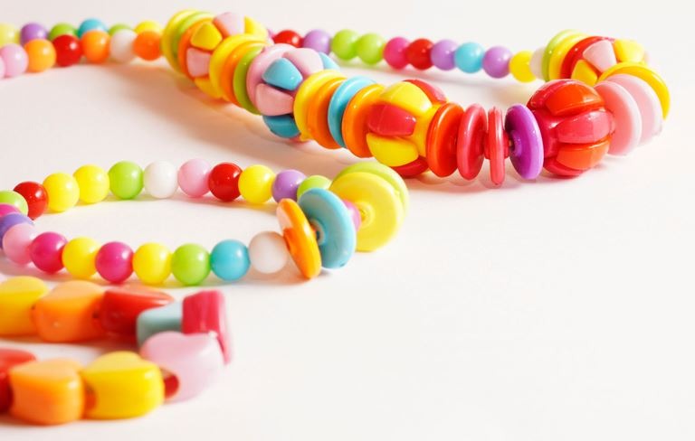 Colorful necklace and bracelet