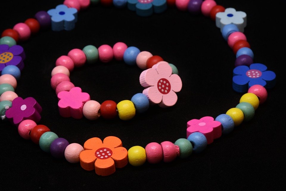 Jewelry Making Ideas for Kids