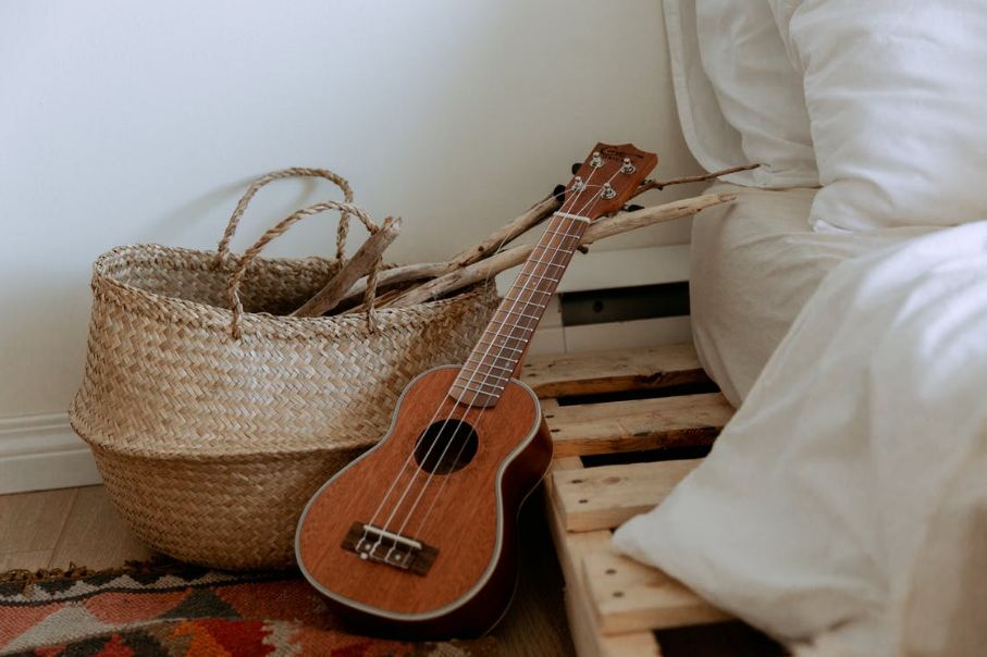 a-wicker-basket-and-ukulele