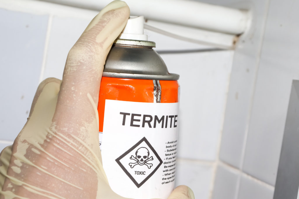 chemical spray to kill termites