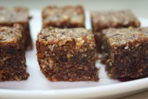 snack-bar-made-with-nuts-and-seeds
