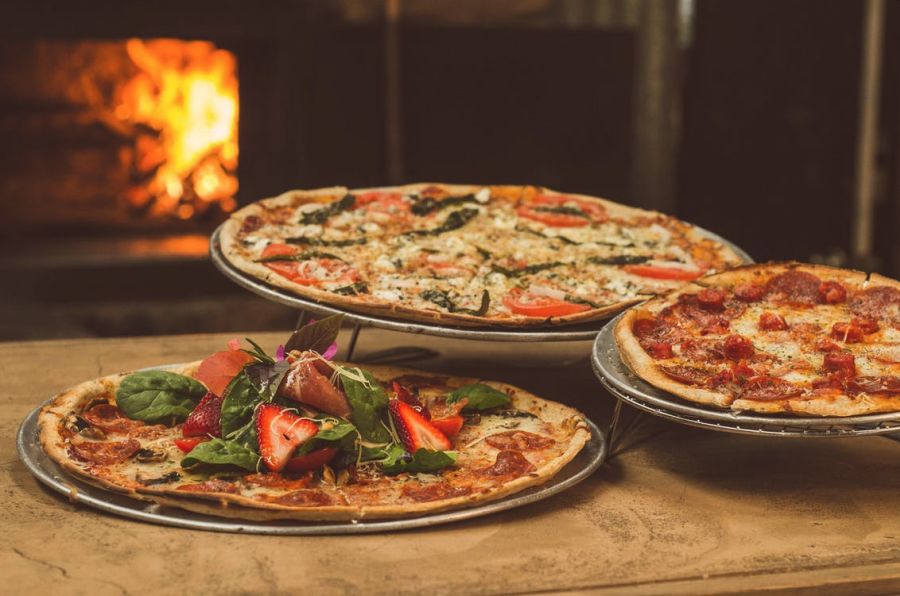 wood-fired-pizza-oven-woodfire-pizza-oven-pizza-woodfire-Wood-fire-ovens