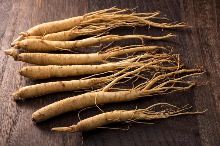 Different-ginseng-roots