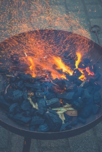 Why-Lump-Charcoal-Is-Used-for-Grilling