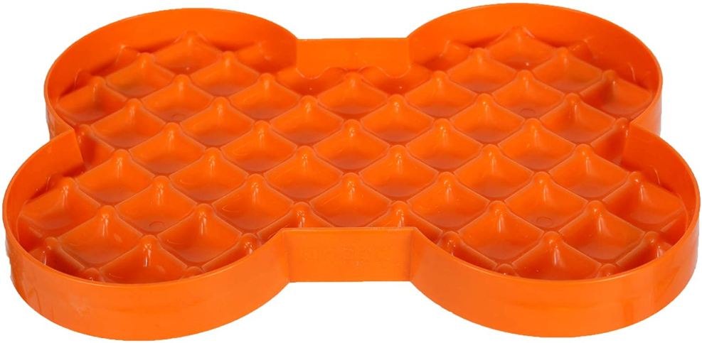 an-orange-slow-feeder-plate-for-dogs