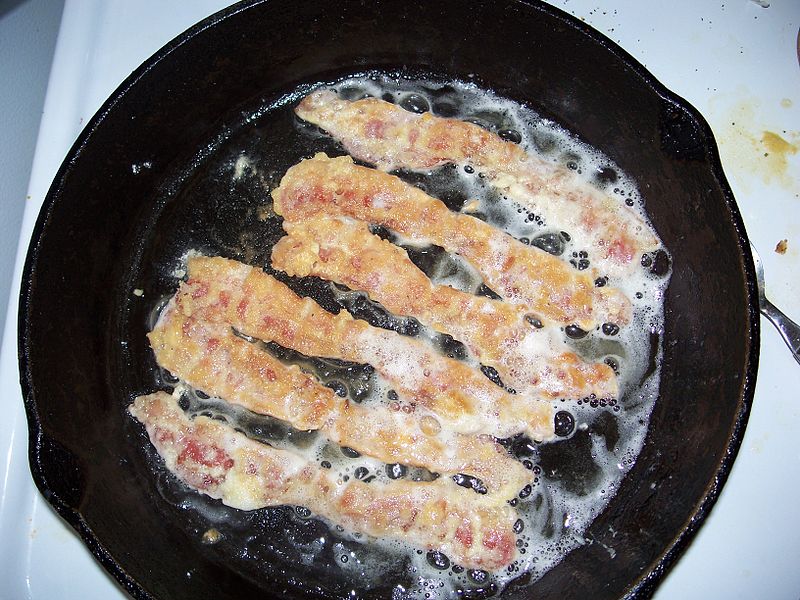 bacon-in-a-pan