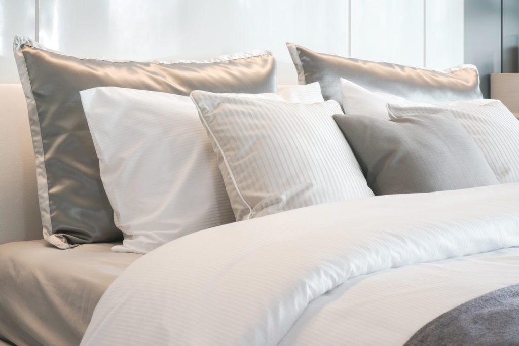 gray color scheme bed