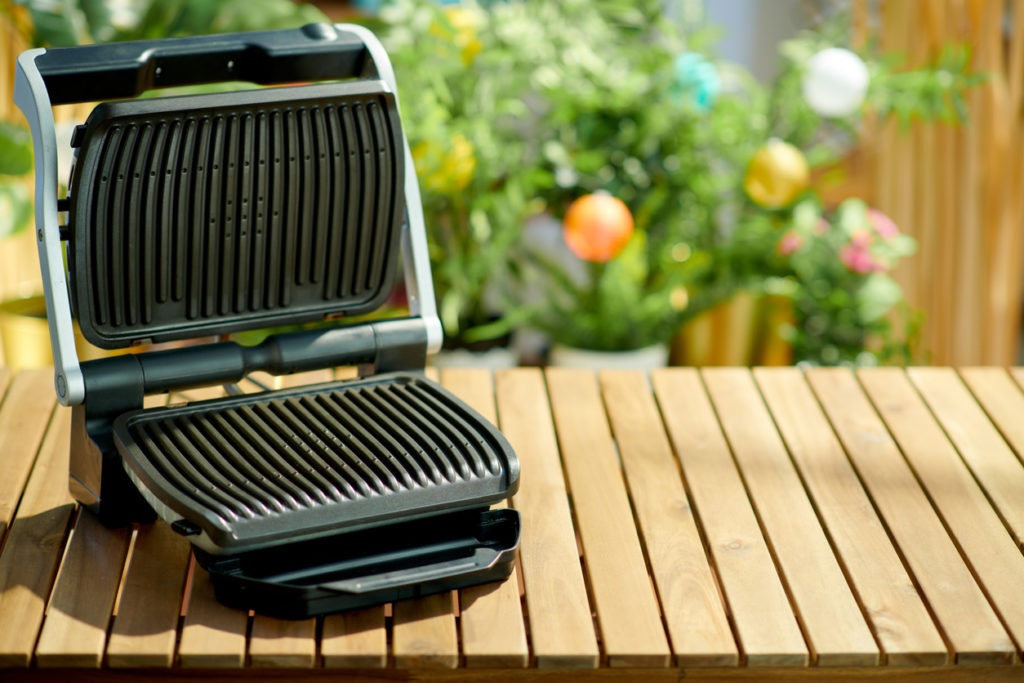 table with electric grill