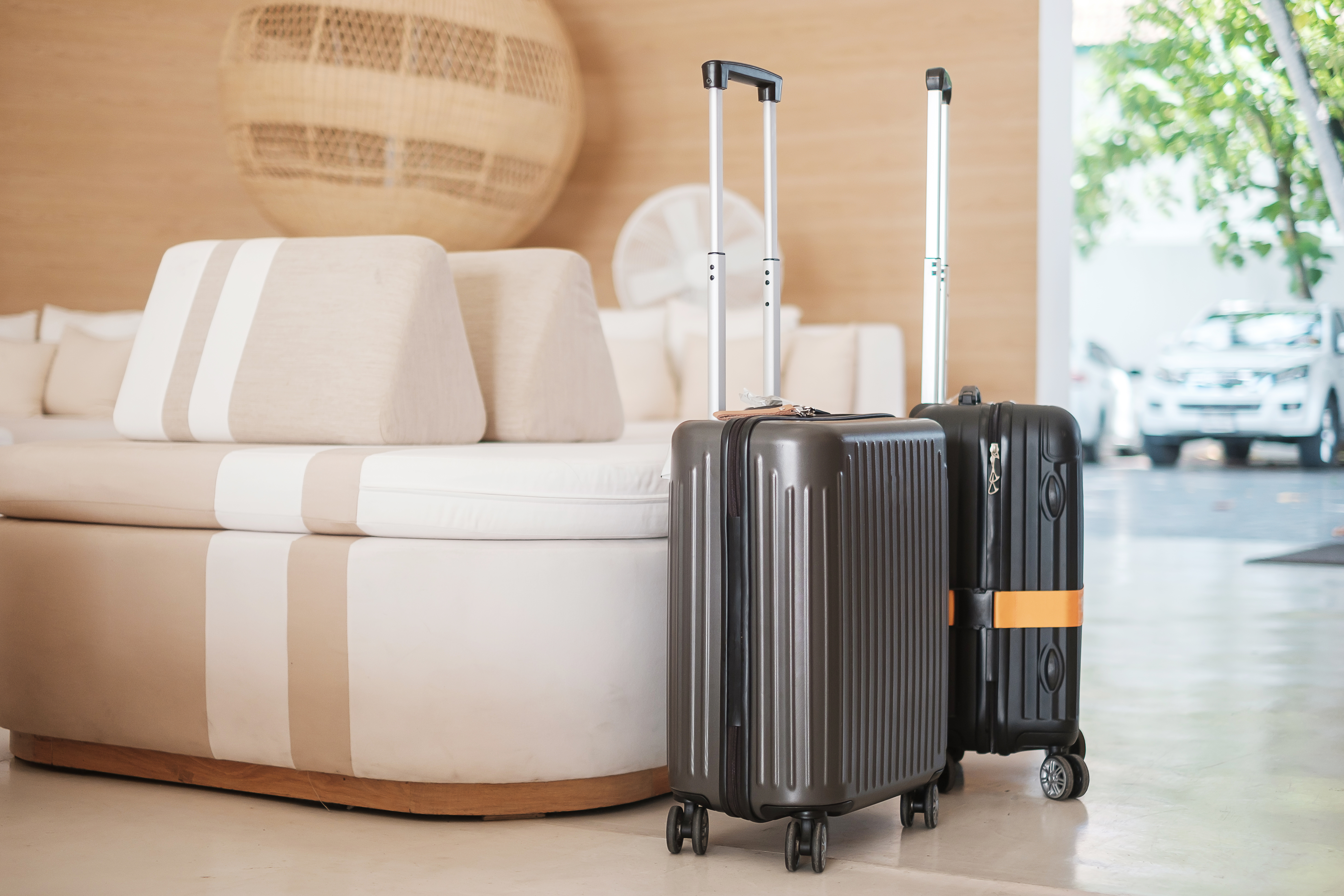 two rolling spinner luggage