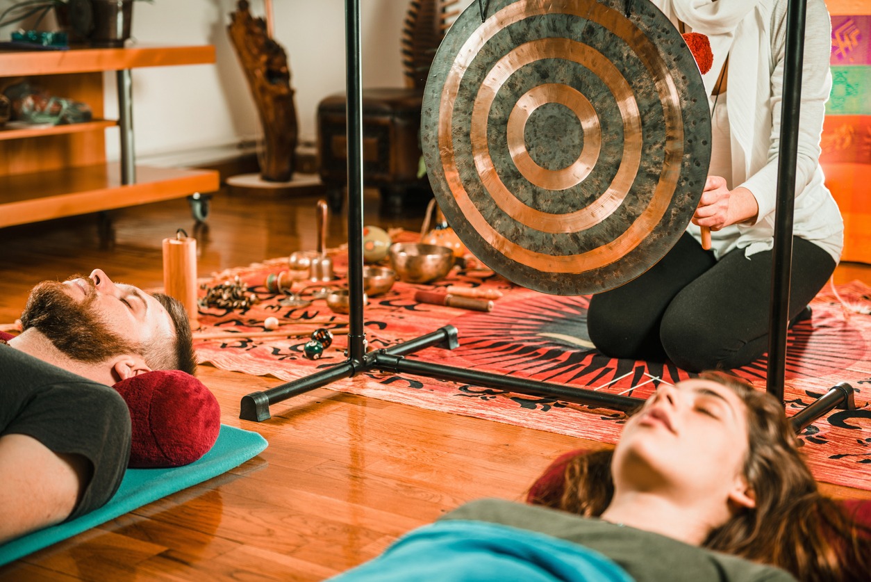 Music Therapy, Gong, Meditating, Zen-like, Recovery, Adult, Alternative Medicine, Anxiety, Balance, Brass, Broze-Alloy, Contemplation, Emotional Stress, Frequency, Harmony, Healthcare and Medicine, Music, Mental Wellbeing, Mindfulness, Relaxation, Spirituality