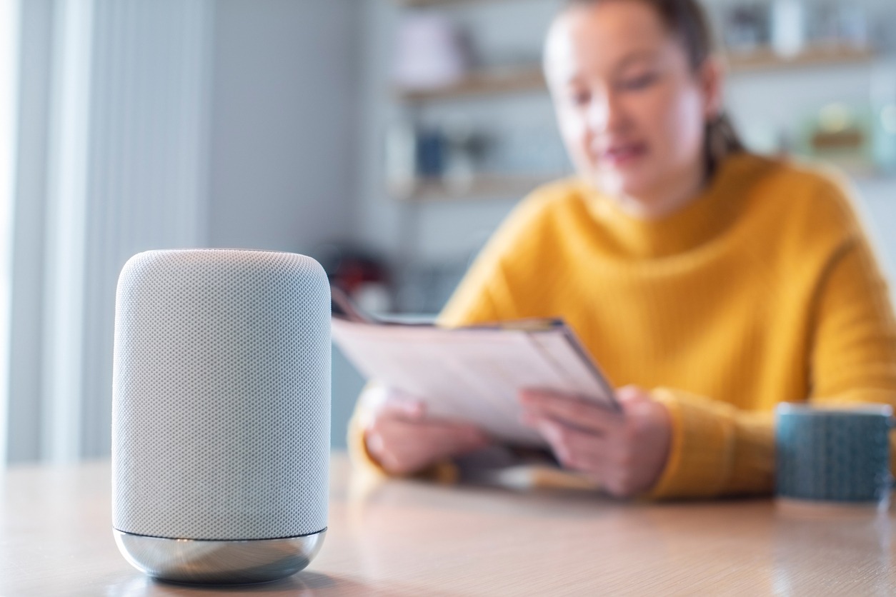 Smart Speaker, Speech Recognition, Domestic Life, Home Interior, Virtual Assistant, Artificial Intelligence, Communication, Computer Software, Connection, Control, Home Automation, Indoors, Internet, Inter Of Things, Listening, Manufactured Object, Speaker, Technology, Wireless Technology, Portable Information Device