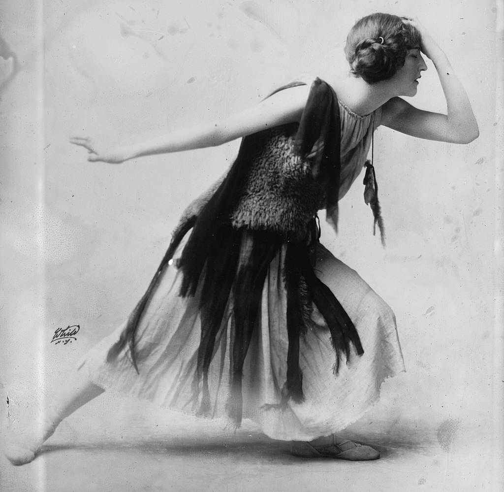 Violet Romer in a flapper dress